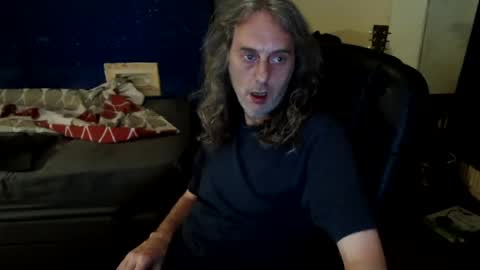 Snapshot of bangintoleather chatting on July 11, 2:36 am bangintoleather online show from July 11, 2:36 am
