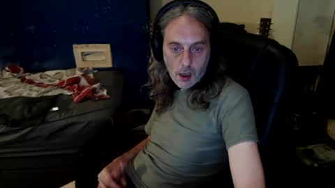 Snapshot of bangintoleather chatting on July 15, 2:17 am bangintoleather online show from July 15, 2:17 am