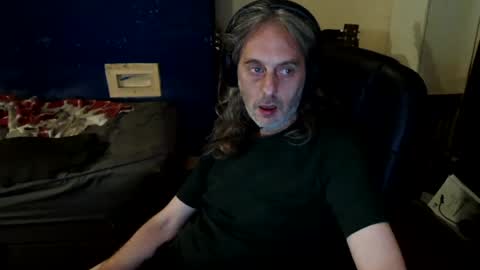 Snapshot of bangintoleather chatting on July 18, 2:49 am bangintoleather online show from July 18, 2:49 am
