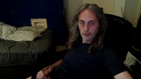 Snapshot of bangintoleather chatting on July 25, 2:31 am bangintoleather online show from July 25, 2:31 am