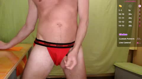       online show from April 11, 6:45 pm