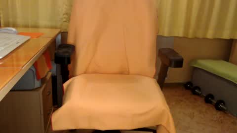       online show from April 13, 7:08 pm