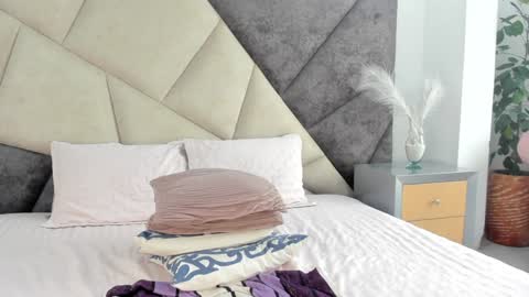 Barbara  online show from December 26, 3:10 pm