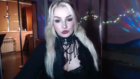 Snapshot of barbarissssska chatting on May 28, 10:23 am Victoria online show from May 28, 10:23 am
