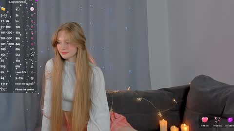 Snapshot of barbbiiedoll chatting on December 16, 10:56 pm Kendall online show from December 16, 10:56 pm