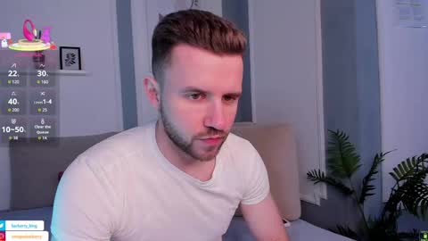 ENRIQUE online show from April 18, 5:33 am