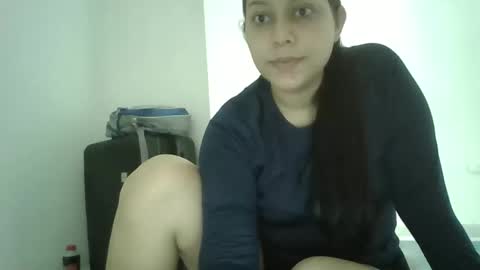 Snapshot of barbiabboud18 chatting on May 12, 6:16 pm Barbi abboud online show from May 12, 6:16 pm
