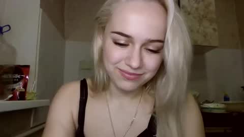 barbie___girl online show from March 3, 7:31 pm