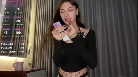 Snapshot of barbie_bi chatting on December 5, 10:55 am My name is Molly. Please say hello I like talking to you. If you have any wishes or obscene desires please use the tip menu online show from December 5, 10:55 am