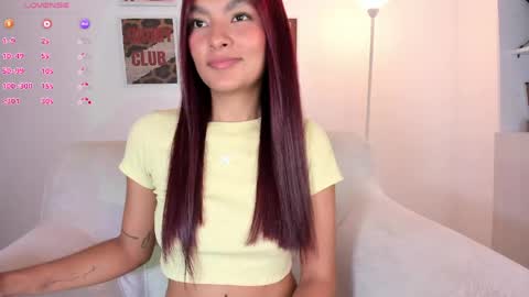  independet model online show from April 16, 3:18 am