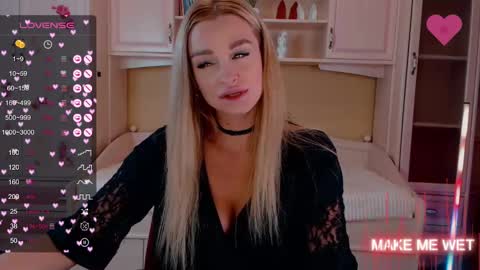 Snapshot of barbie_kiss1 chatting on February 7, 7:07 am barbie online show from February 7, 7:07 am