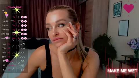 Snapshot of barbie_kiss1 chatting on February 19, 7:17 am barbie online show from February 19, 7:17 am