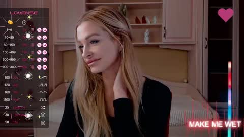 Snapshot of barbie_kiss1 chatting on February 25, 12:58 am barbie online show from February 25, 12:58 am