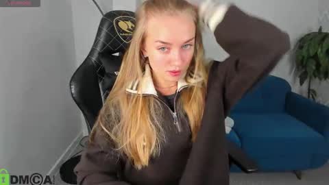 LisGTM2 Mon-Thu Sat 0100am-0700am online show from November 19, 12:54 am