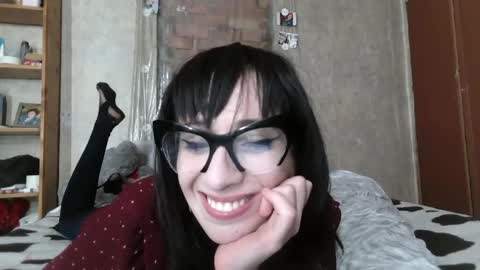 Snapshot of barbie_rococo chatting on April 23, 8:22 pm barbie_rococo online show from April 23, 8:22 pm