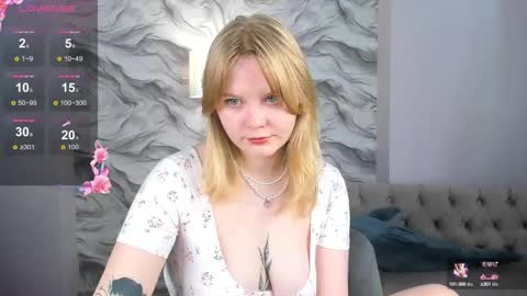 Barbie Staze online show from October 3, 3:14 am
