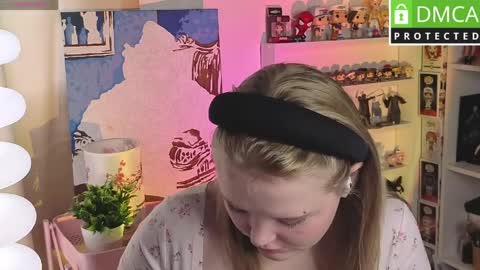 Barbie Staze online show from March 31, 3:30 am