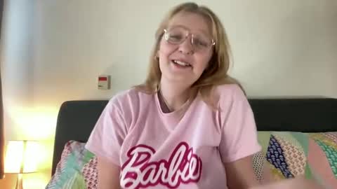 barbiegirl966 online show from January 5, 9:59 am