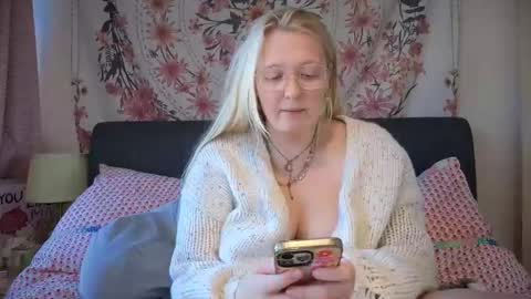 barbiegirl966 online show from September 11, 8:47 am