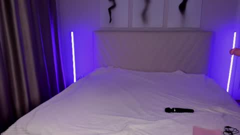 Snapshot of barbielina_ chatting on June 14, 8:33 pm Emma online show from June 14, 8:33 pm