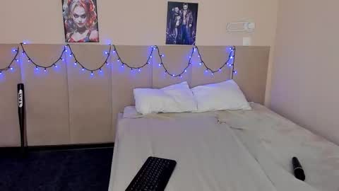 Snapshot of barbiemuscle1 chatting on November 8, 2:50 pm Barbie online show from November 8, 2:50 pm