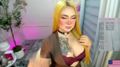 Snapshot of barbietop_alexa69 chatting on May 2, 3:22 am Miss Alexa Fields online show from May 2, 3:22 am