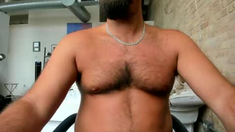 Snapshot of barebackheat chatting on June 21, 1:35 pm Barebackheat online show from June 21, 1:35 pm