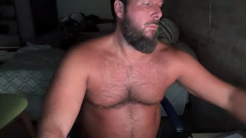 Snapshot of barebackheat chatting on July 14, 3:55 am Barebackheat online show from July 14, 3:55 am