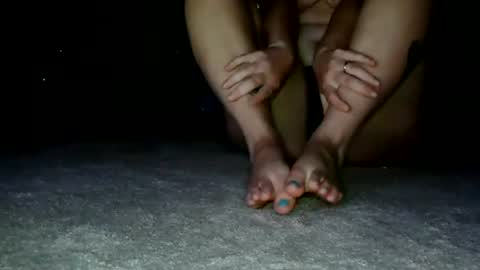 Snapshot of barefootbbyy chatting on June 26, 1:21 am Candi online show from June 26, 1:21 am