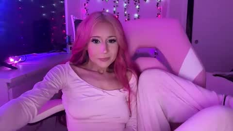 Snapshot of barista_cam chatting on April 19, 2:22 am barista_cam online show from April 19, 2:22 am