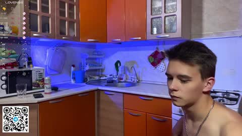 Fansly  Barney  and Kevin T  online show from December 8, 7:54 pm