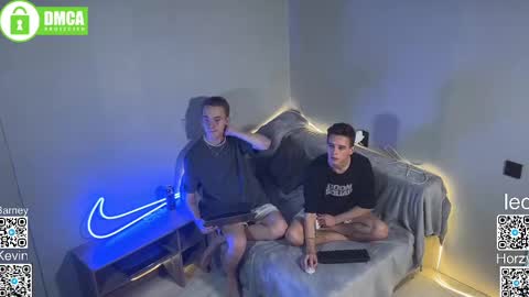 Fansly  Barney  and Kevin T  online show from February 28, 7:46 pm