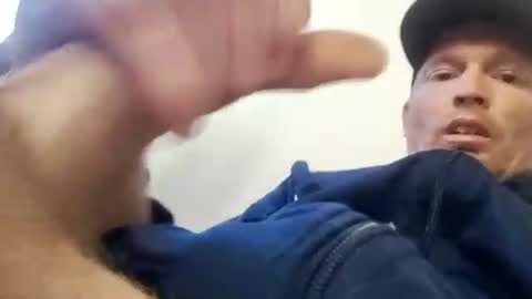 barniemay1 online show from April 8, 7:03 pm