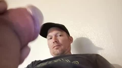 Snapshot of barniemay1 chatting on April 25, 7:22 pm barniemay1 online show from April 25, 7:22 pm
