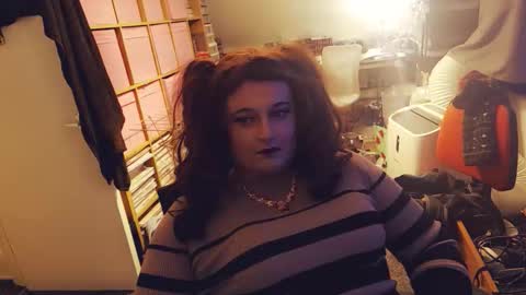 Paigee online show from March 17, 1:32 am