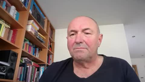 Snapshot of bartvel chatting on March 20, 11:59 am bartvel online show from March 20, 11:59 am