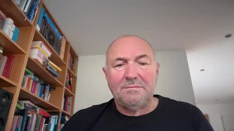 Snapshot of bartvel chatting on March 26, 7:47 am bartvel online show from March 26, 7:47 am