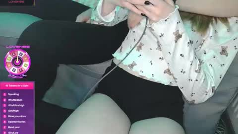 Snapshot of baseddutch chatting on February 23, 3:15 am baseddutch online show from February 23, 3:15 am