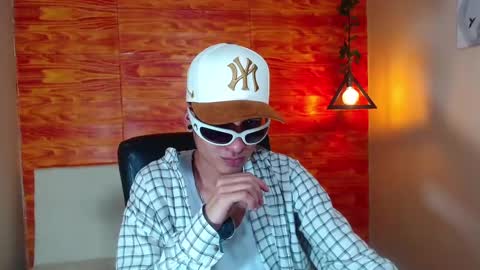 Bastian online show from February 21, 6:18 am