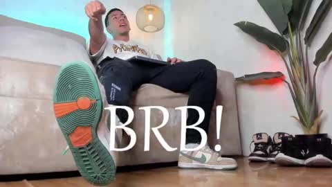 Bastian Independent Model online show from February 15, 2:03 pm