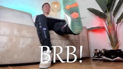 Bastian Independent Model online show from March 23, 12:20 pm