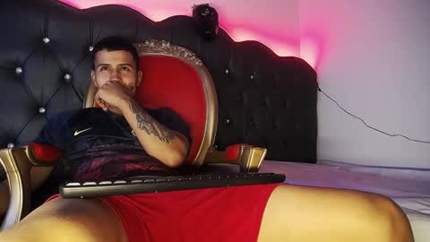 Snapshot of bastian_jonnes chatting on September 12, 7:36 pm Bastian online show from September 12, 7:36 pm