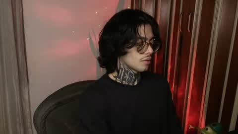 Snapshot of bastiel_ chatting on July 11, 3:09 am Bastiel online show from July 11, 3:09 am