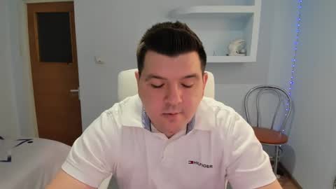 Snapshot of basystem8 chatting on January 4, 11:22 am BASY online show from January 4, 11:22 am