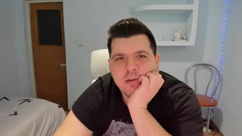 Snapshot of basystem8 chatting on January 6, 2:03 pm BASY online show from January 6, 2:03 pm