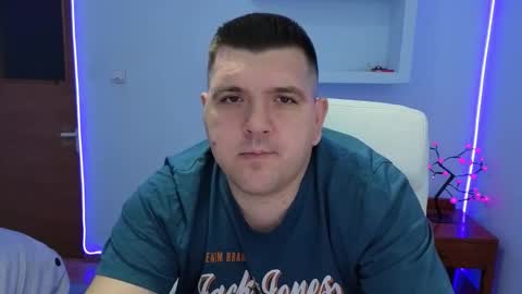 Snapshot of basystem8 chatting on October 8, 2:42 am BASY online show from October 8, 2:42 am