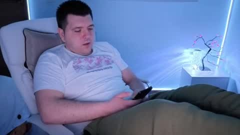 Snapshot of basystem8 chatting on April 28, 2:10 am BASY online show from April 28, 2:10 am