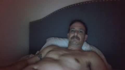 babtboy2121 online show from December 4, 1:48 am