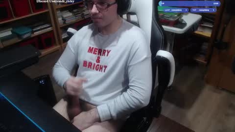 Snapshot of baterricky chatting on March 1, 3:25 pm Ricky online show from March 1, 3:25 pm