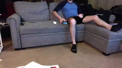 Snapshot of batestallion9x6 chatting on January 22, 12:38 pm Batestallion9x6 online show from January 22, 12:38 pm